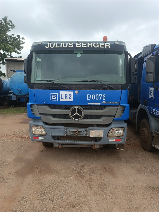 B-8076 Truck Rear Tipper 14m³ 3331 6x4