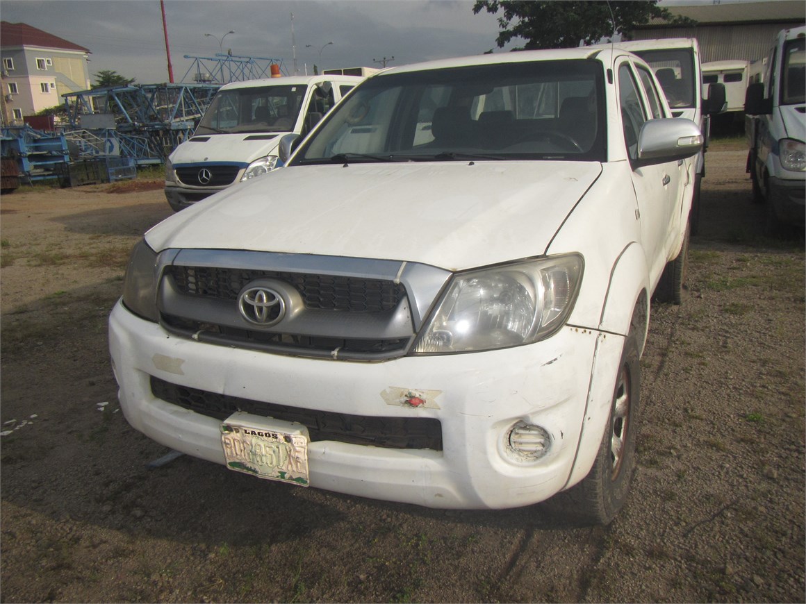 U-4712 Pick-Up Hilux 2,5D