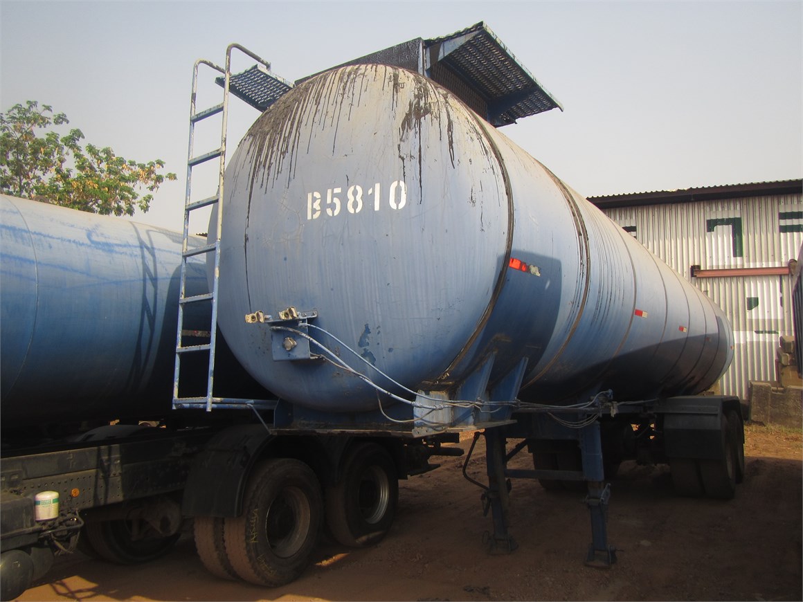B-5810 Semi-Trailer Bitumen-Tank 30m³