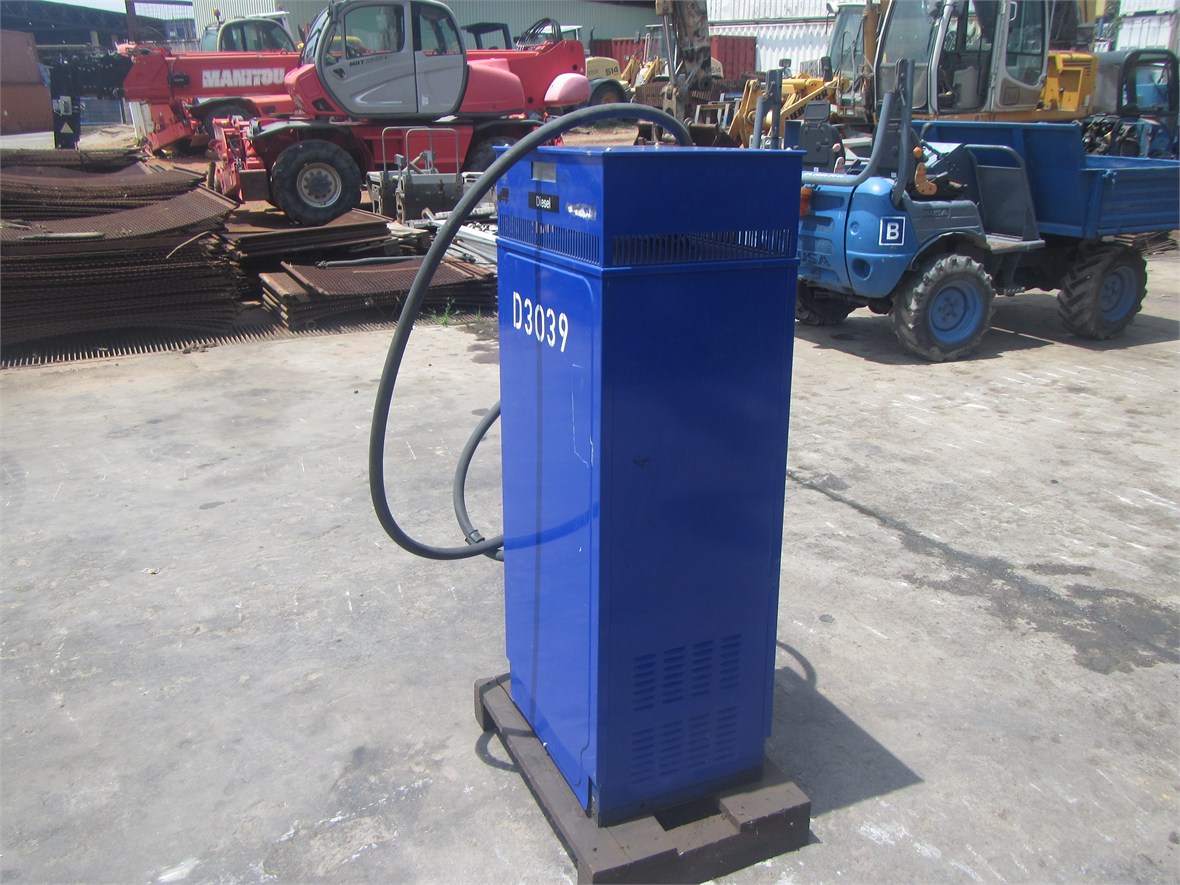 D-3039 Diesel Filling Station Car Endura