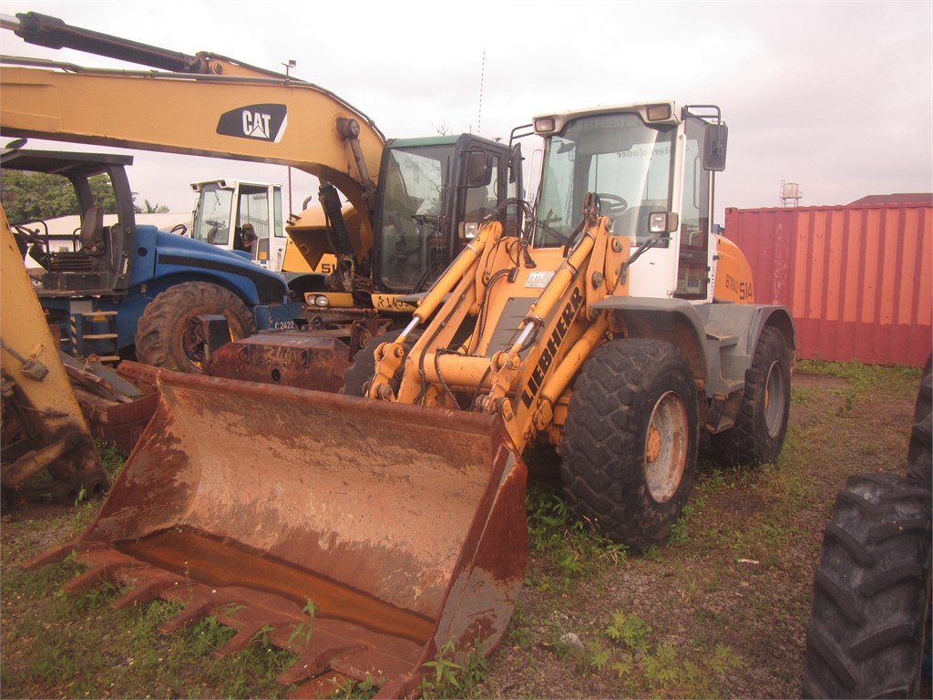 B-7842 EM Tool Carrier L514 1.4m³ & Fork B-7842 EM Tool Carrier L514 1.4m³ & Fork