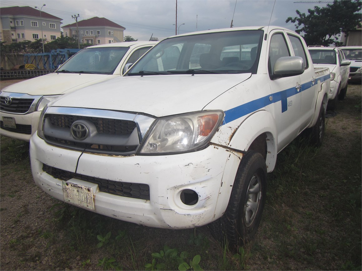 U-4651 Pick-Up Hilux 2,5D