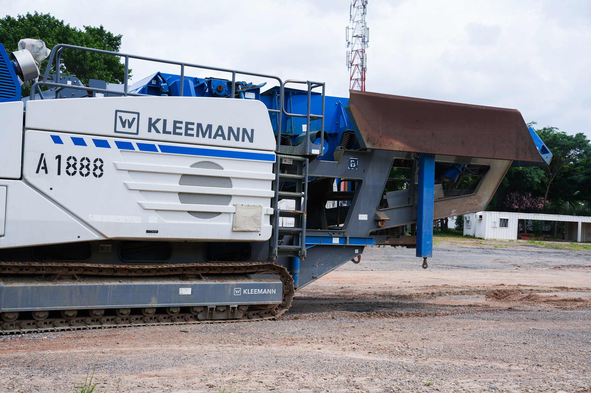 A-1888 Crushing Plant Mobile MOBIREX MR110Z EVO2
