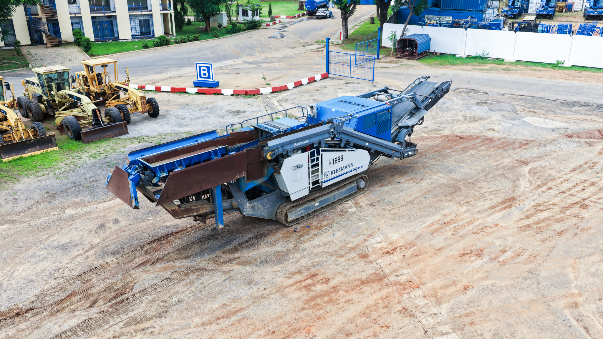 A-1888 Crushing Plant Mobile MOBIREX MR110Z EVO2