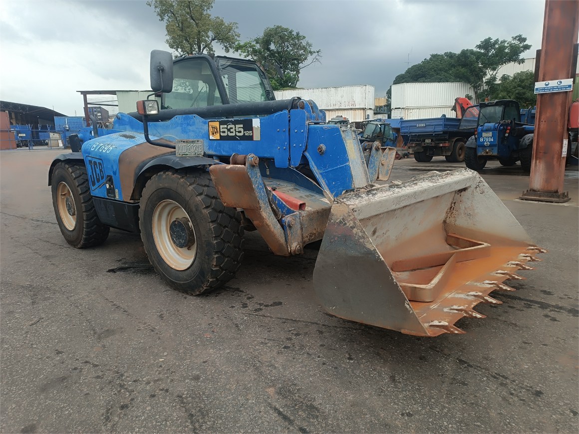 B-7695 RT Telescopic Forklift 535-125