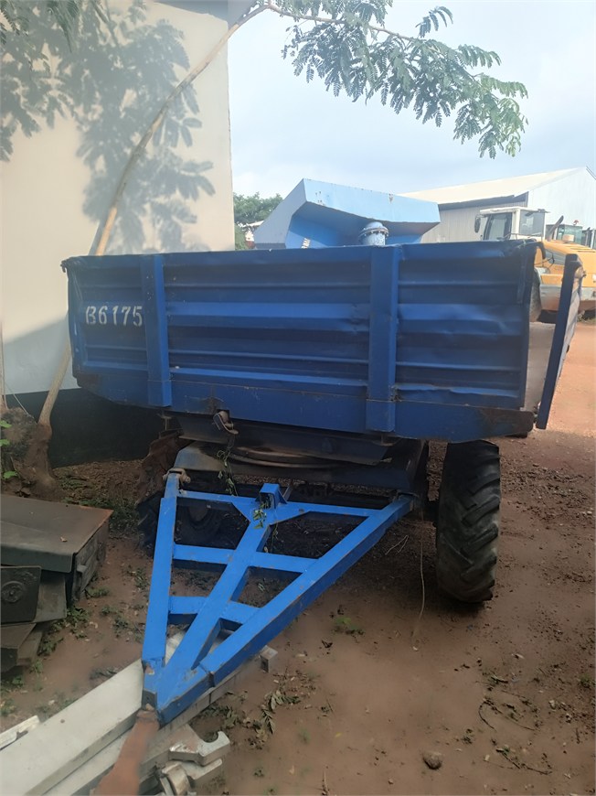 B-6175 Platform Steering Trailer 8to.