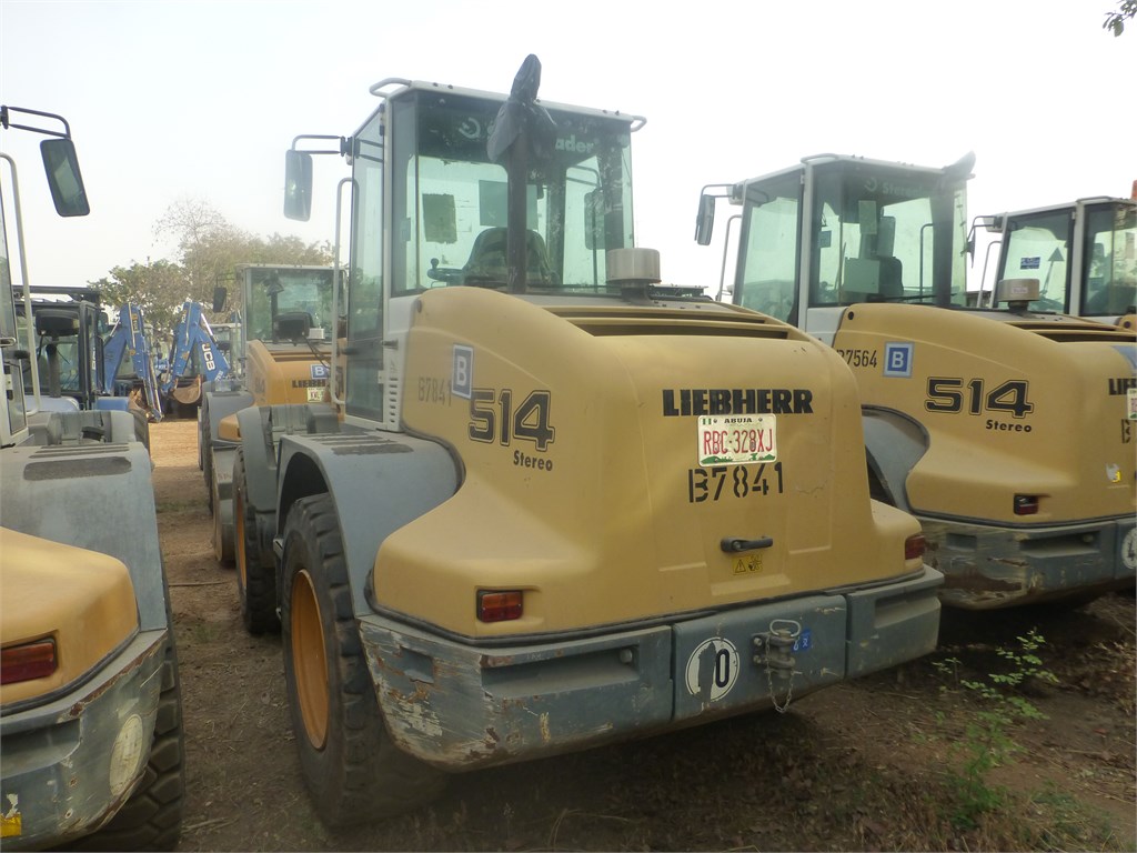 B-7841 EM Tool Carrier L514 1.4m³ & Fork B-7841 EM Tool Carrier L514 1.4m³ & Fork