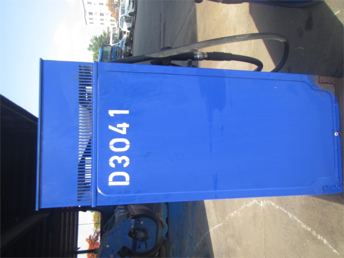 D-3041 Diesel Filling Station Car Endura