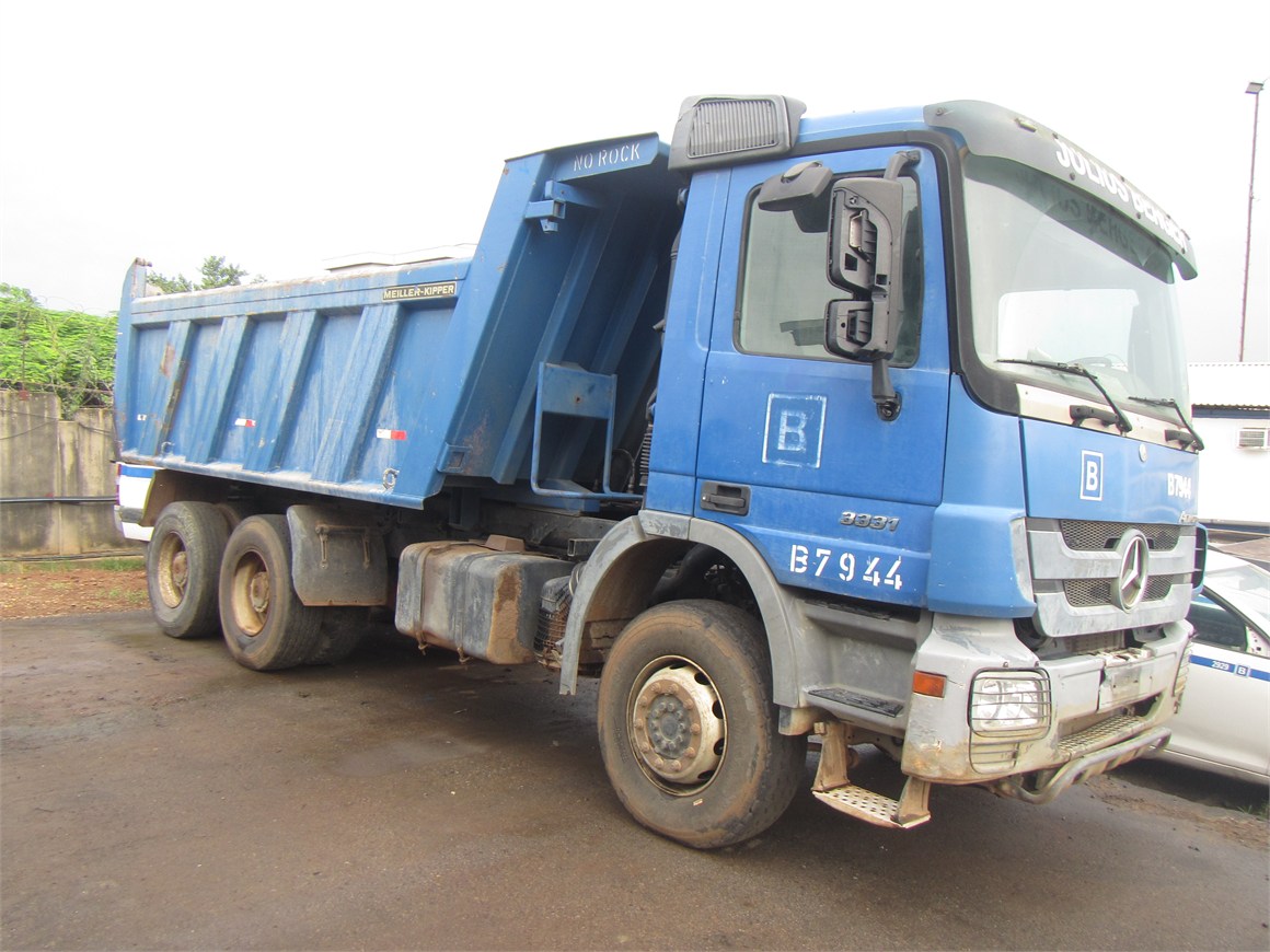 B-7944 Truck Rear Tipper 14m³ 3331 6x4