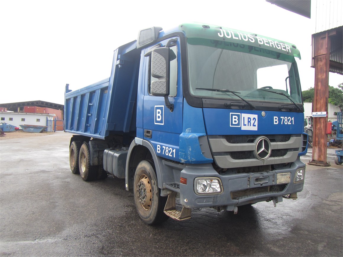 B-7821 Truck Rear Tipper 14m³ 3331 6x4