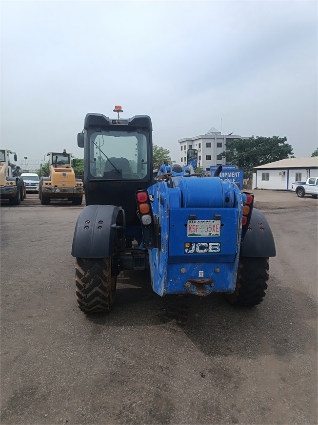 B-7865 RT Telescopic Forklift 535-125