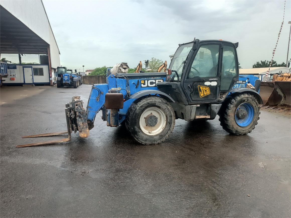 B-8227 RT Telescopic Forklift 535-125