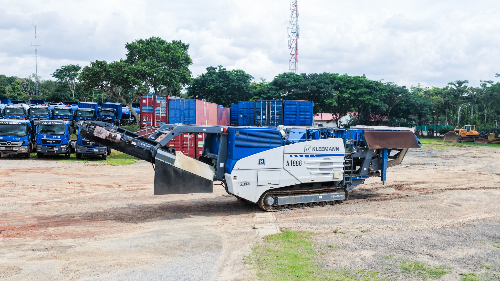 A-1888 Crushing Plant Mobile MOBIREX MR110Z EVO2