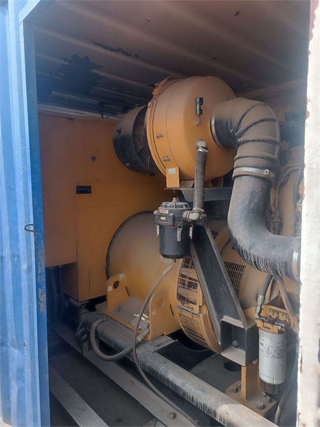 G-2912 Generator Diesel 910 kVA