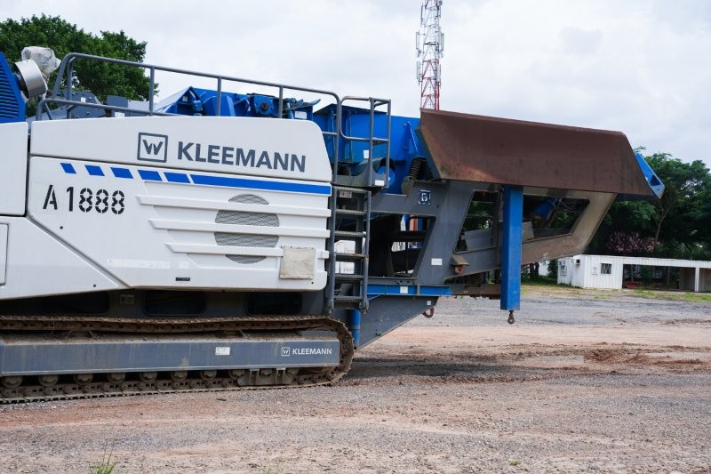 A-1888 Crushing Plant Mobile MOBIREX MR110Z EVO2