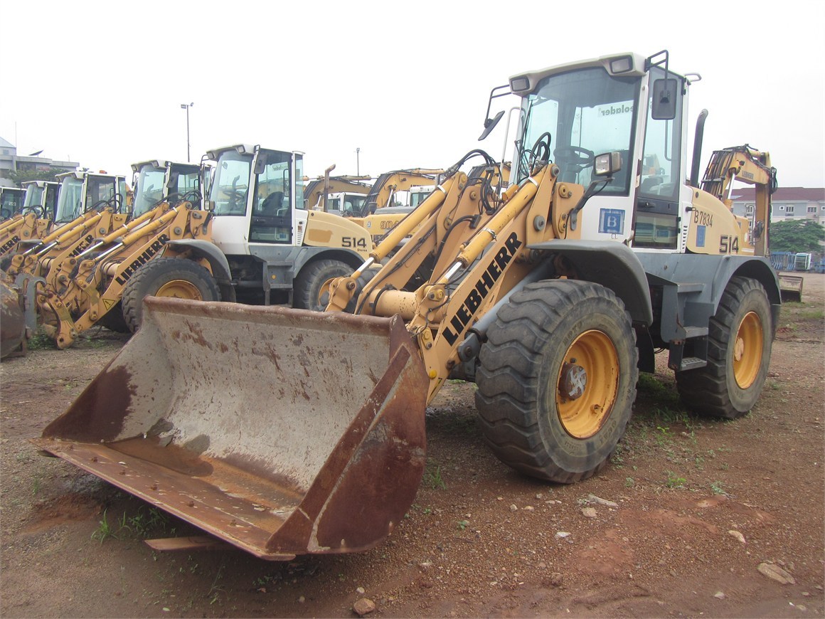 B-7834 EM Tool Carrier L514 1.4m³ & Fork