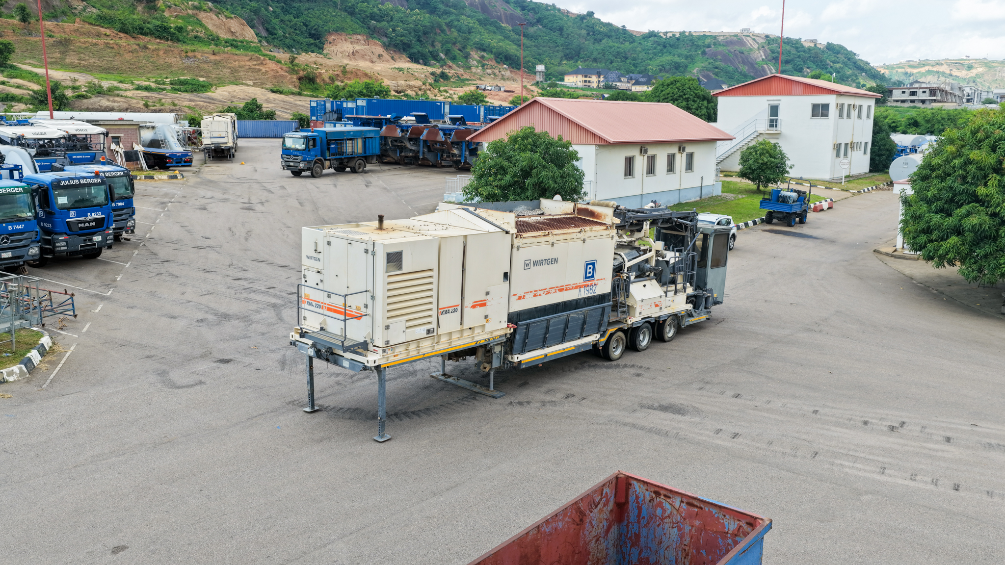A-1982 Asphalt Mobile Cold Recycling Mixing Plant KMA220