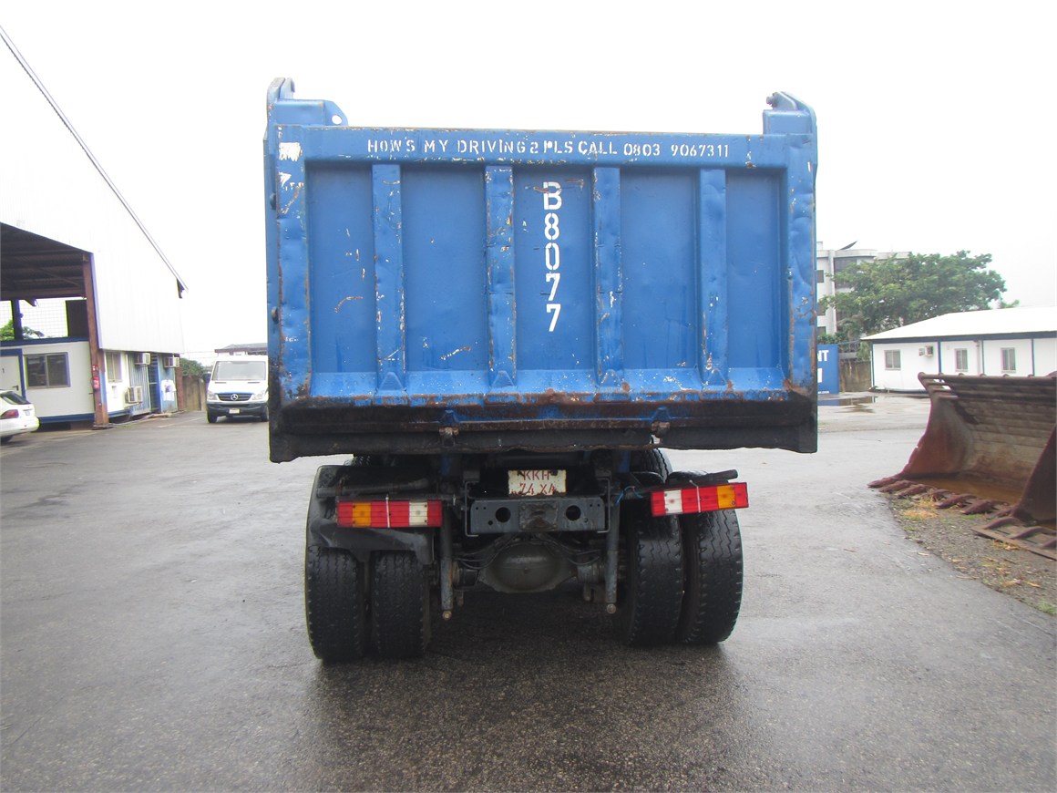 B-8077 Truck Rear Tipper 14m³ 3331 6x4