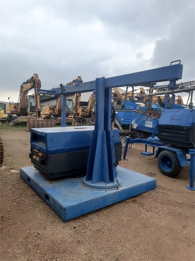 G-2944 Generator Diesel Floodlight Platform 20kVA