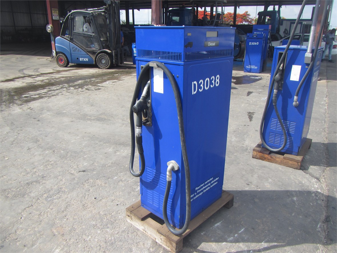 D-3038 Diesel Filling Station Car Endura