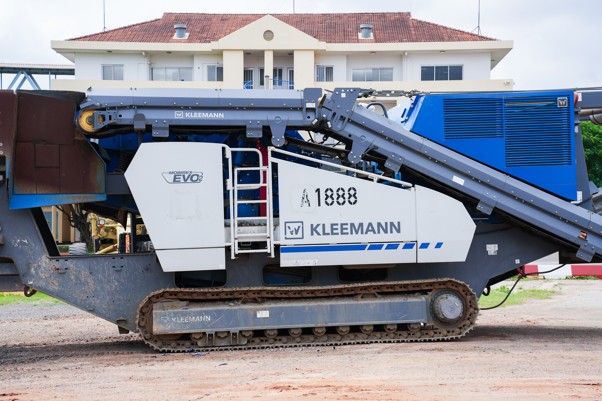 A-1888 Crushing Plant Mobile MOBIREX MR110Z EVO2