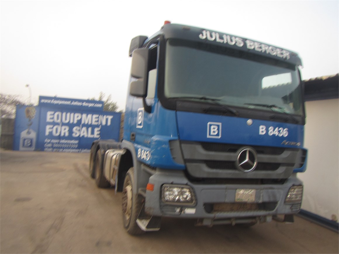 B-8436 Truck Tractor Semi-Trailer 3348M 6x4 B-8436 Truck Tractor Semi-Trailer 3348M 6x4
