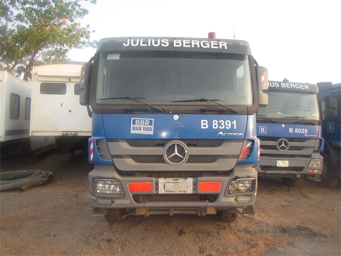 B-8391 Truck Tractor Semi-Trailer 2031 4x2