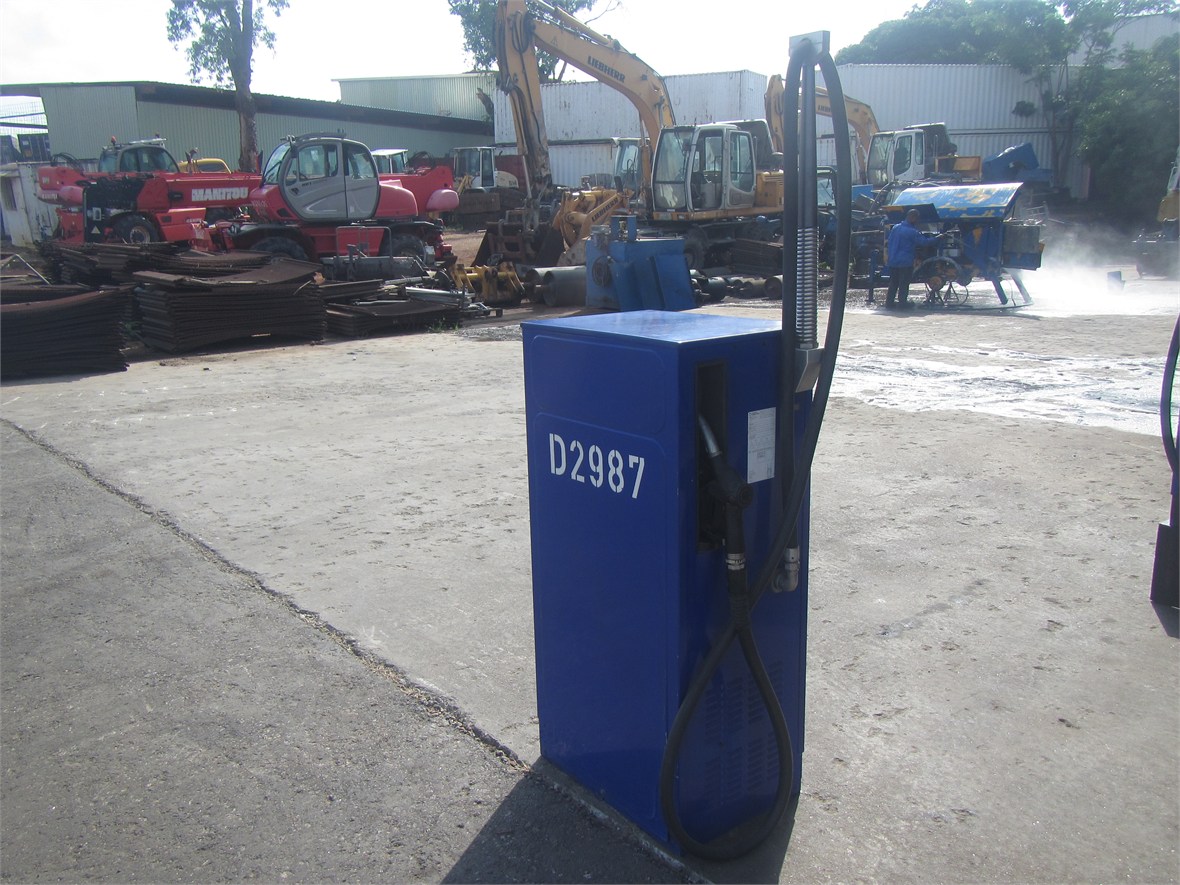 D-2987 Diesel Filling Station Car Endura