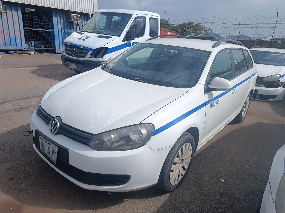 P-2825 Station Wagon Golf VI 1,6TDI