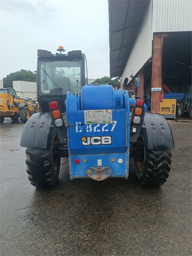 B-8227 RT Telescopic Forklift 535-125