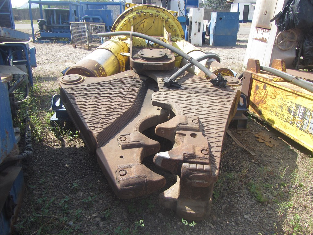 C-2767 Pulverizer Jaw Set CC6000U-R964C C-2767 Pulverizer Jaw Set CC6000U-R964C