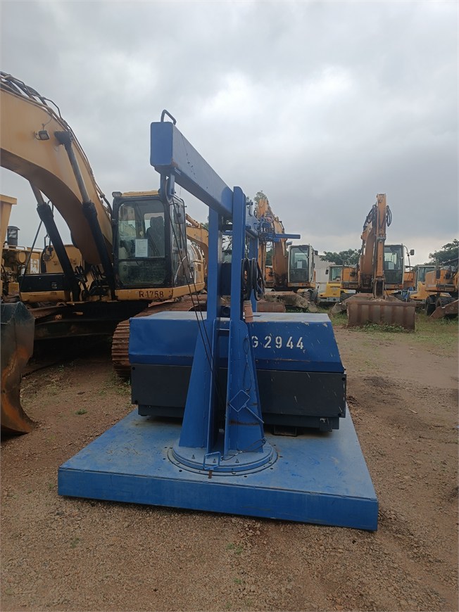 G-2944 Generator Diesel Floodlight Platform 20kVA