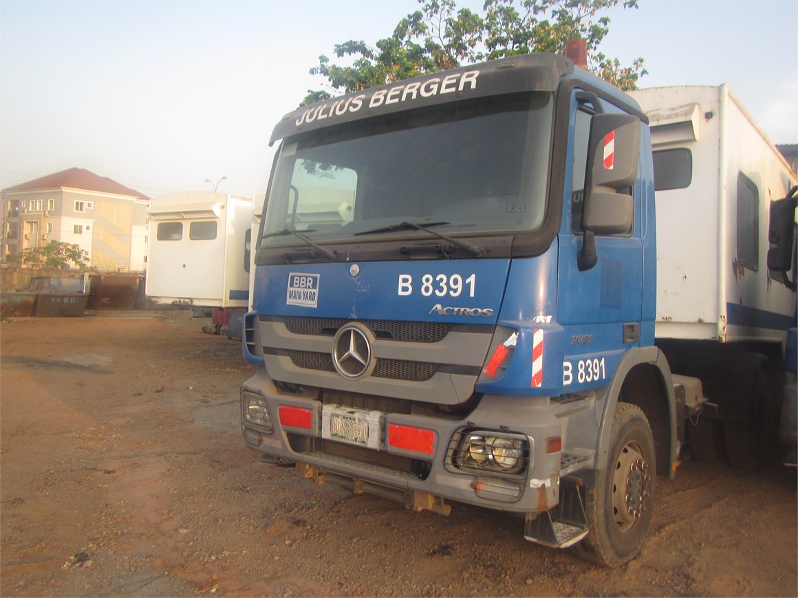 B-8391 Truck Tractor Semi-Trailer 2031 4x2
