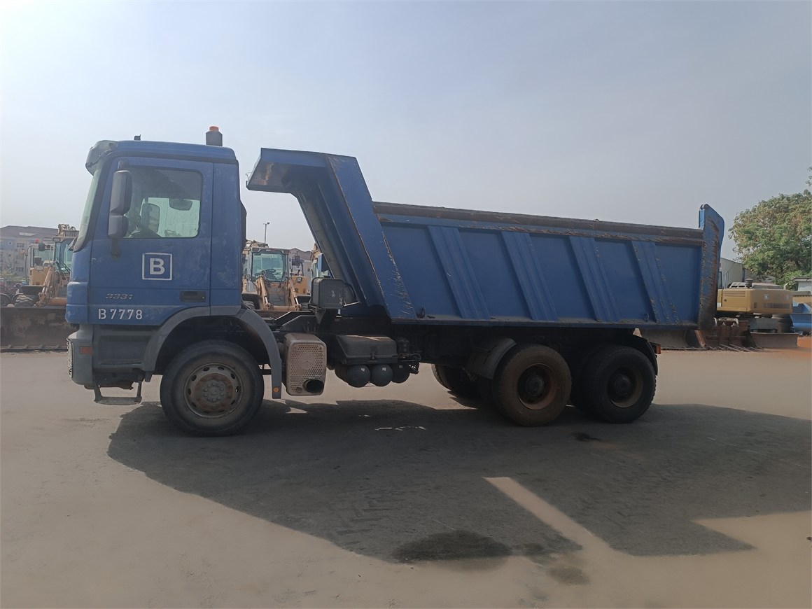 B-7778 Truck Rear Tipper 14m³ 3331 6x4