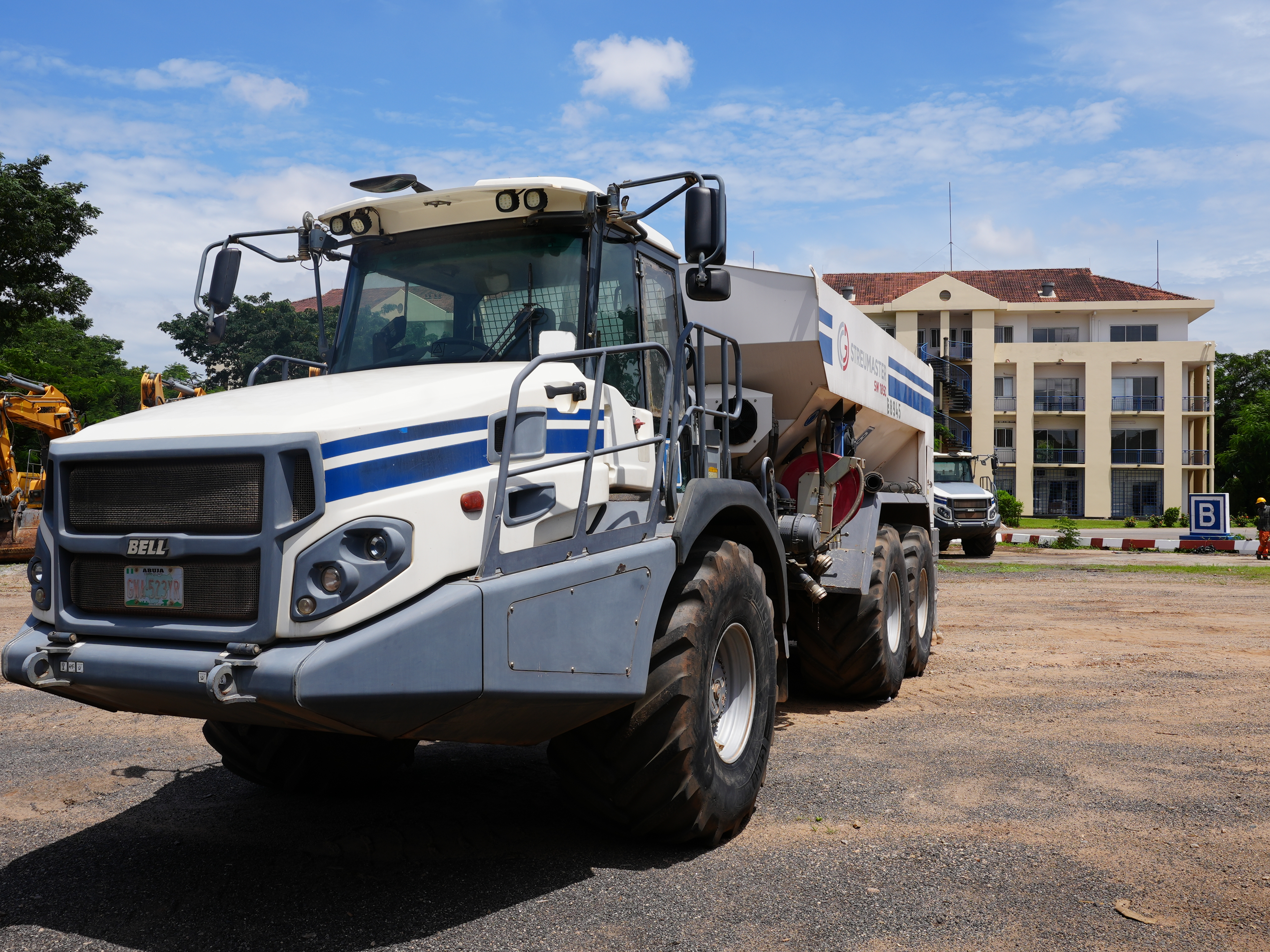 B-8945 Cement Spreader B25E SW 18SC