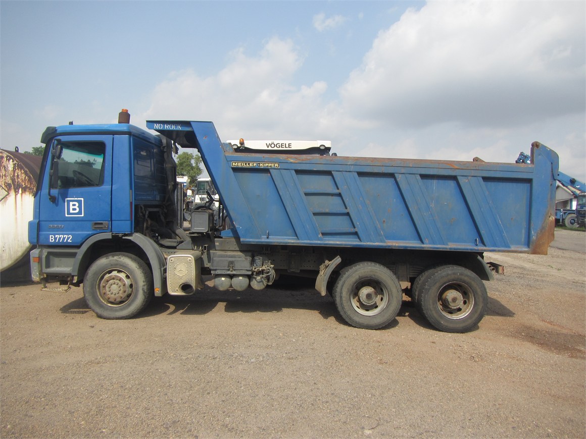 B-7772 Truck Rear Tipper 14m³ 3331 6x4