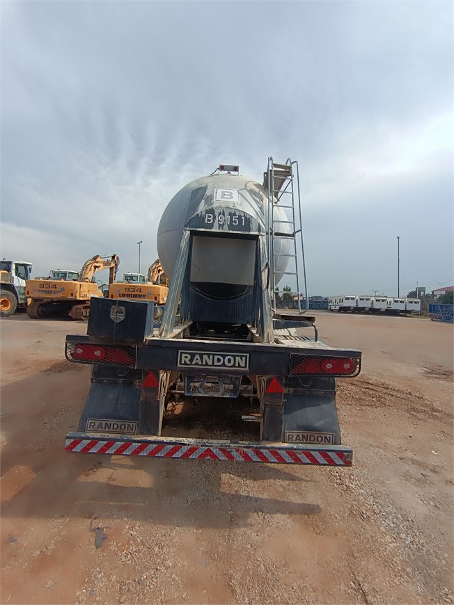 B-9151 Semi-Trailer Cement-Silo 35m³ SR-SL